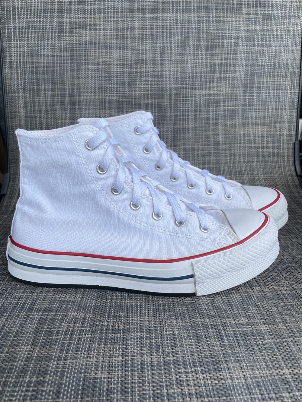 Converse Chuck Taylor All Star Lift Platform High-Top White Canvas Sneakers 5 Y